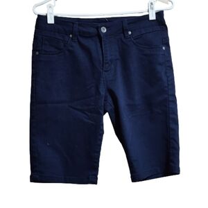 Suko jeans streched denim bermuda butt lift color dark blue